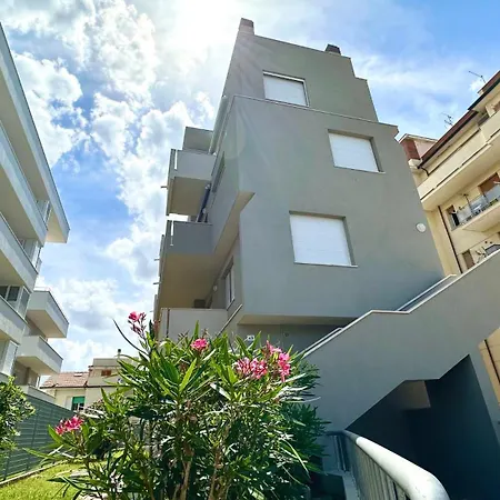 Se106 - Senigallia, Nuovo Bilocale Fronte Mare Apartmán *